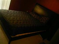 Queen Black Java Bed with Serta Matress